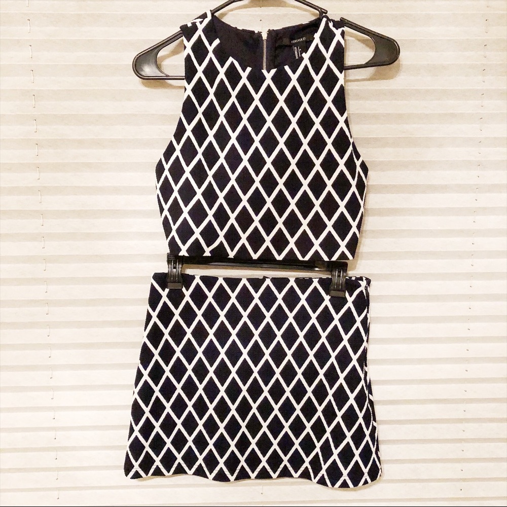 Two piece navy blue/white